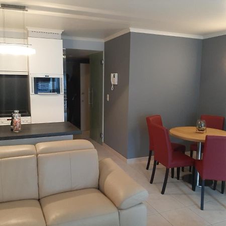ニーウポールトHouse Kimberly 194, Bus 102アパートメント エクステリア 写真